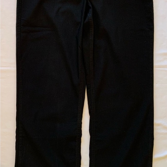 S.C. & Co. - Excellent condition - black floral comfortably stretchy pants - Picture 2 of 6
